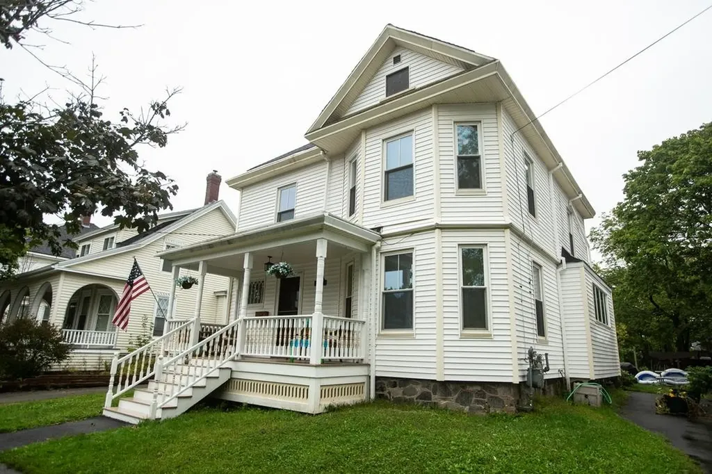 111 Maple Street Bangor ME 04401