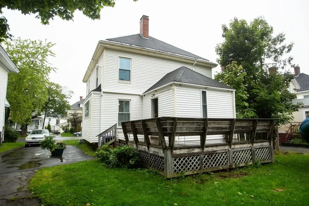 111 Maple Street Bangor ME 04401