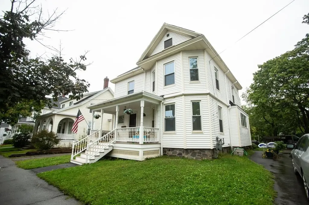 111 Maple Street Bangor ME 04401