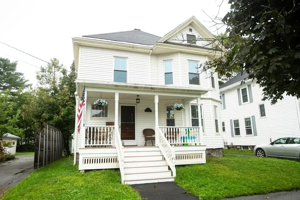 111 Maple Street Bangor ME 04401