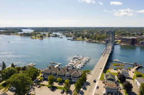4 Island Avenue Kittery ME 03904