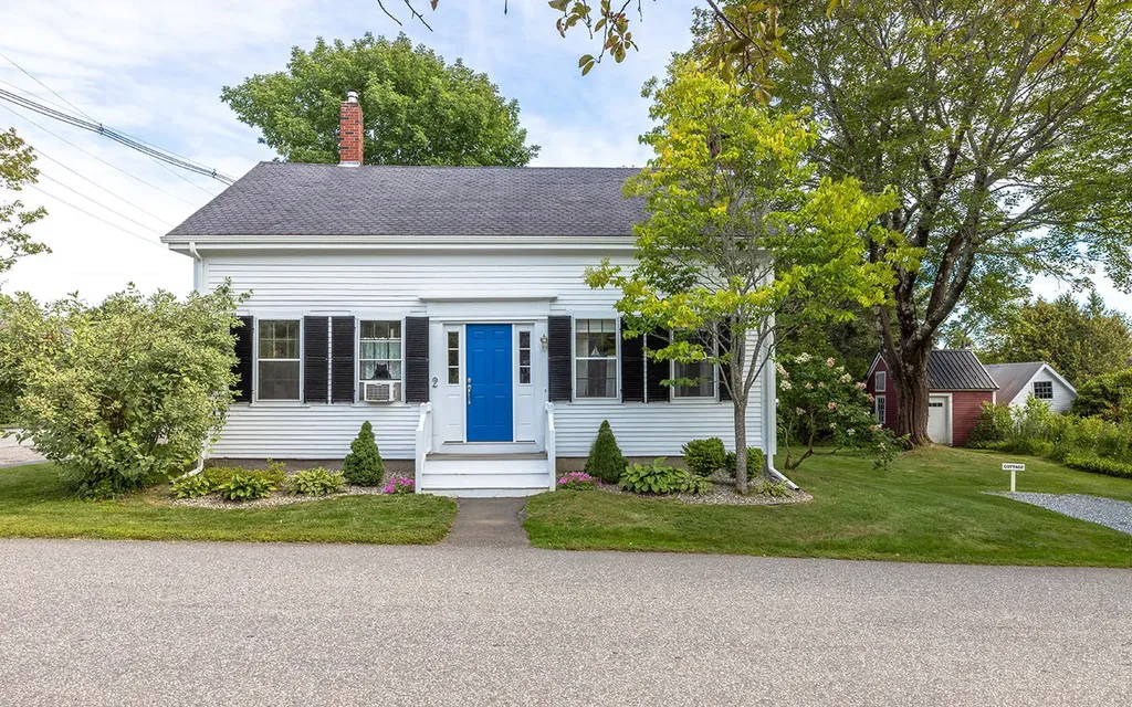 2 Cross Street Camden ME 04843