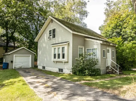 1364 Forest Avenue Portland ME 04103