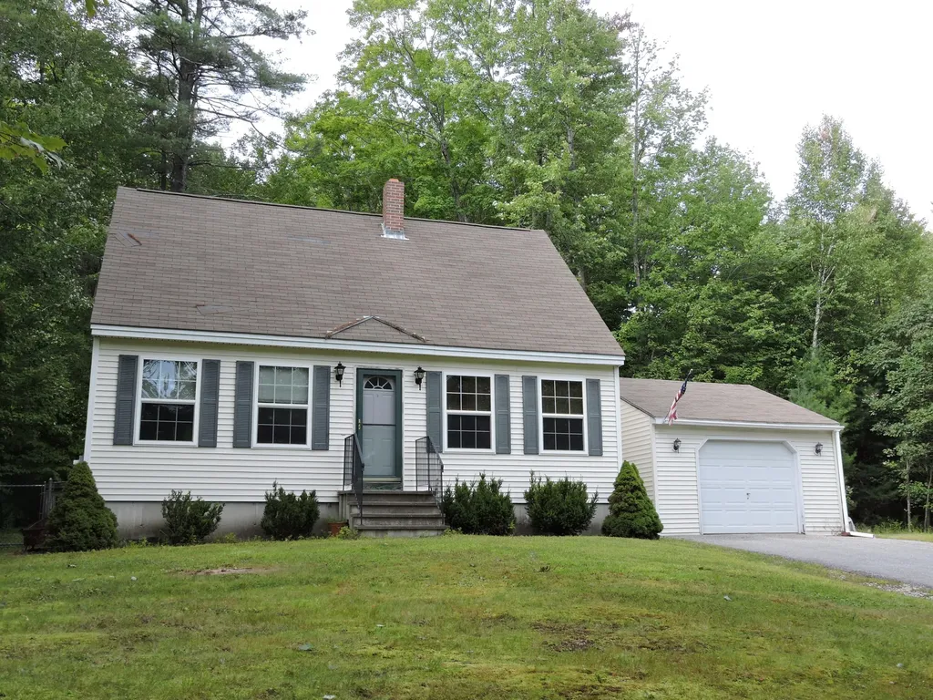 43 Winslow Road Casco ME 04015