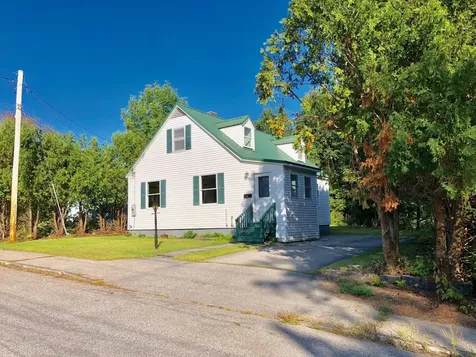 8 Tasker Avenue Rumford ME 04276