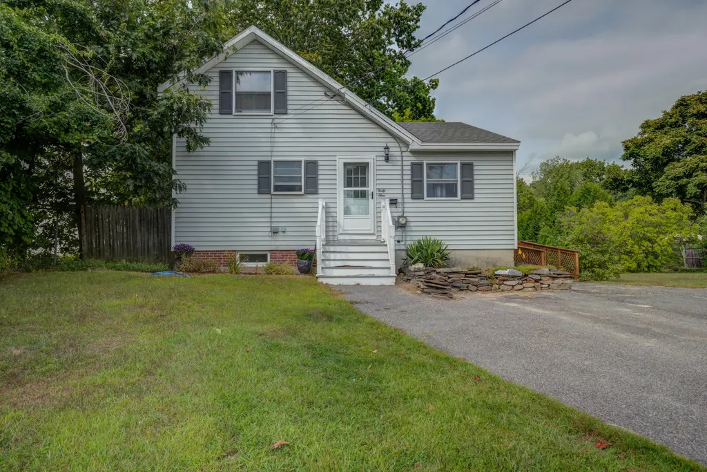 49 E Valentine Street Westbrook ME 04092