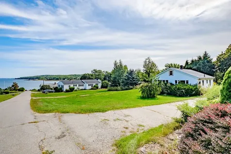 11 Everett Avenue Owls Head ME 04854