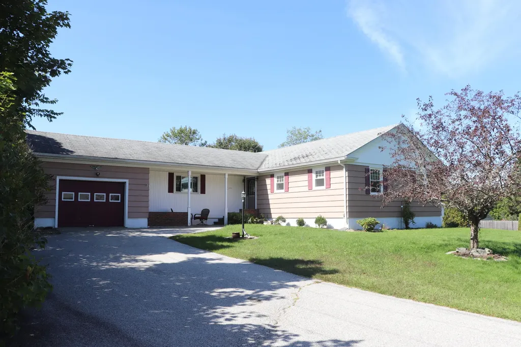 57 Sunset Avenue Hampden ME 04444