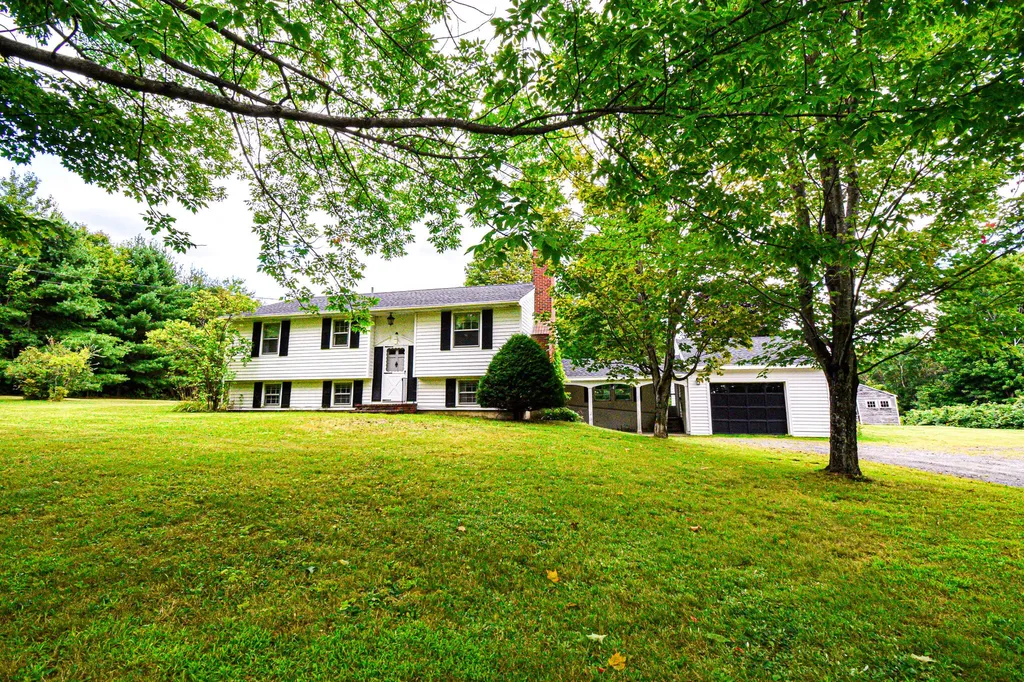 622 Manchester Road Belgrade ME 04917