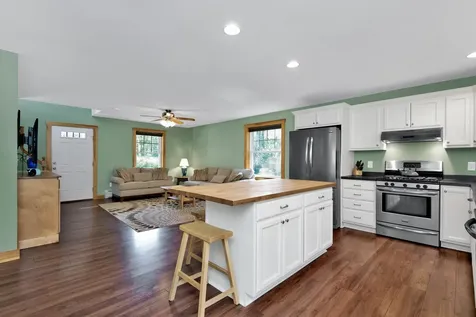 37 Cider Mill Lane Arundel ME 04046