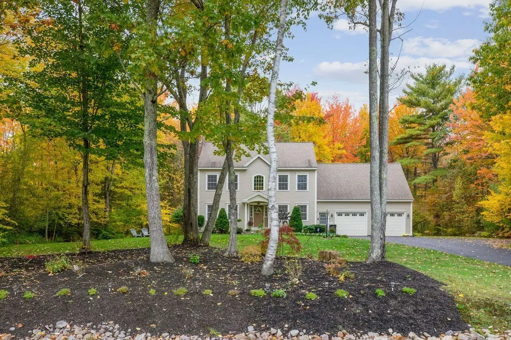 8 Landmark Road Scarborough ME 04074