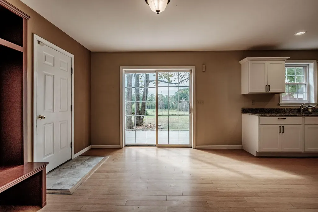 19 Davis Annex Gorham ME 04038