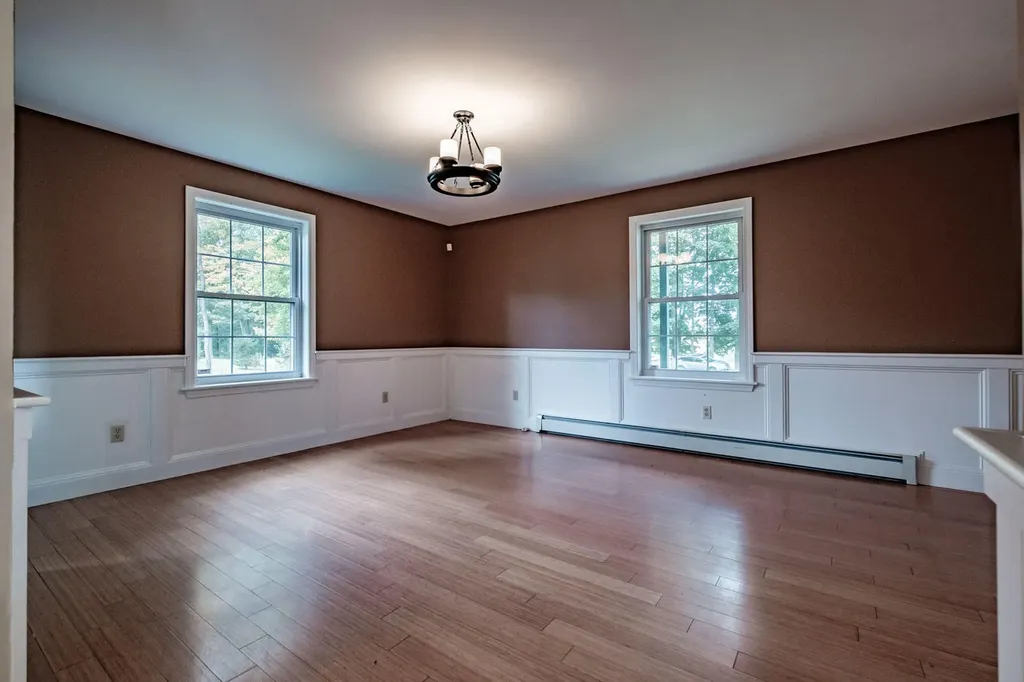 19 Davis Annex Gorham ME 04038
