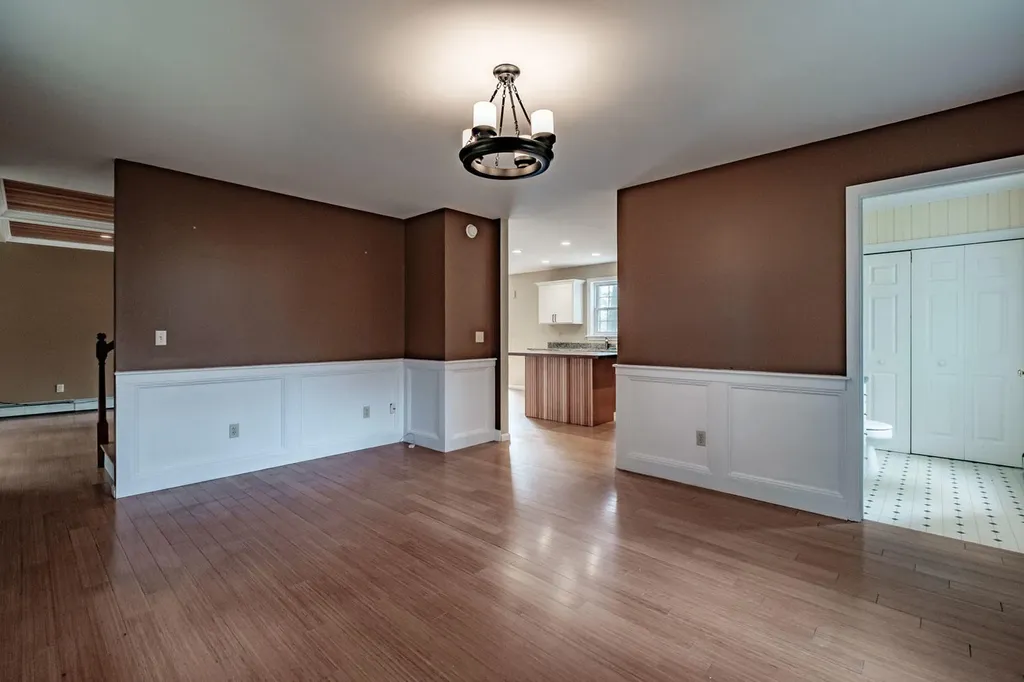 19 Davis Annex Gorham ME 04038