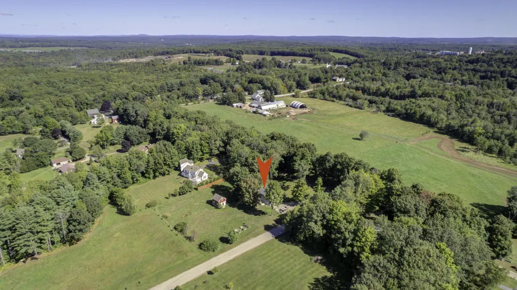 19 Davis Annex Gorham ME 04038