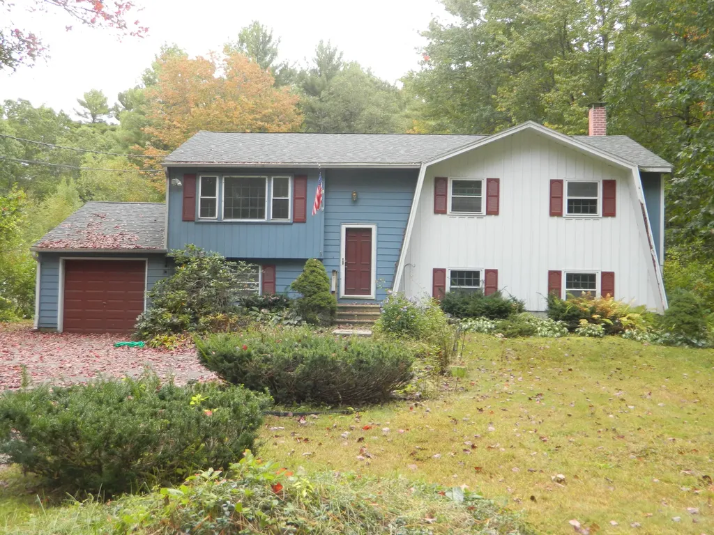 24 Flynns Lane South Berwick ME 03908