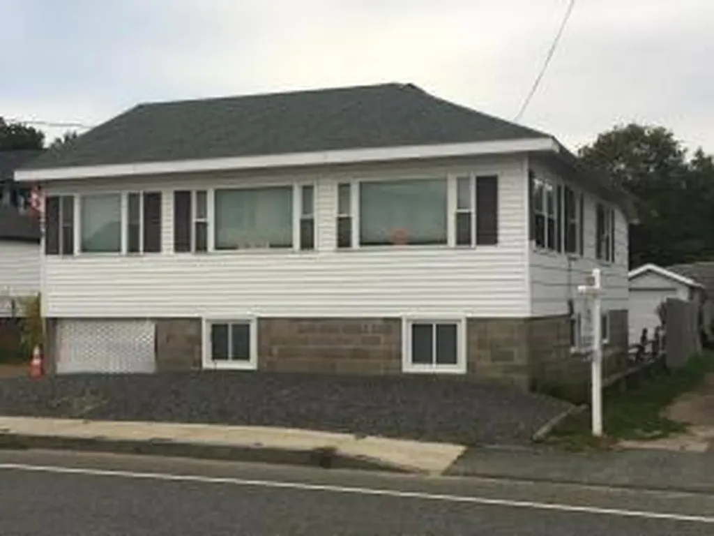 176 E Grand Avenue Old Orchard Beach ME 04064