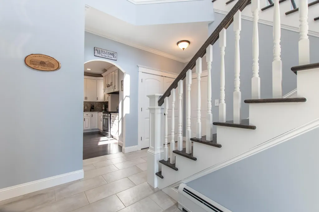 68 Rawley Drive Hampden ME 04444
