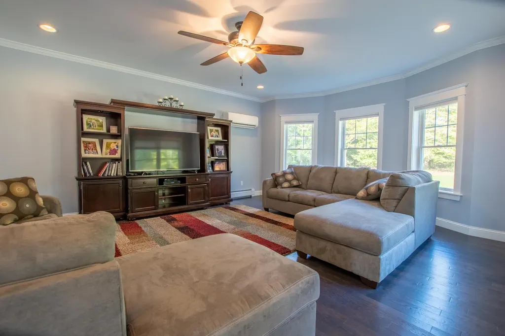 68 Rawley Drive Hampden ME 04444