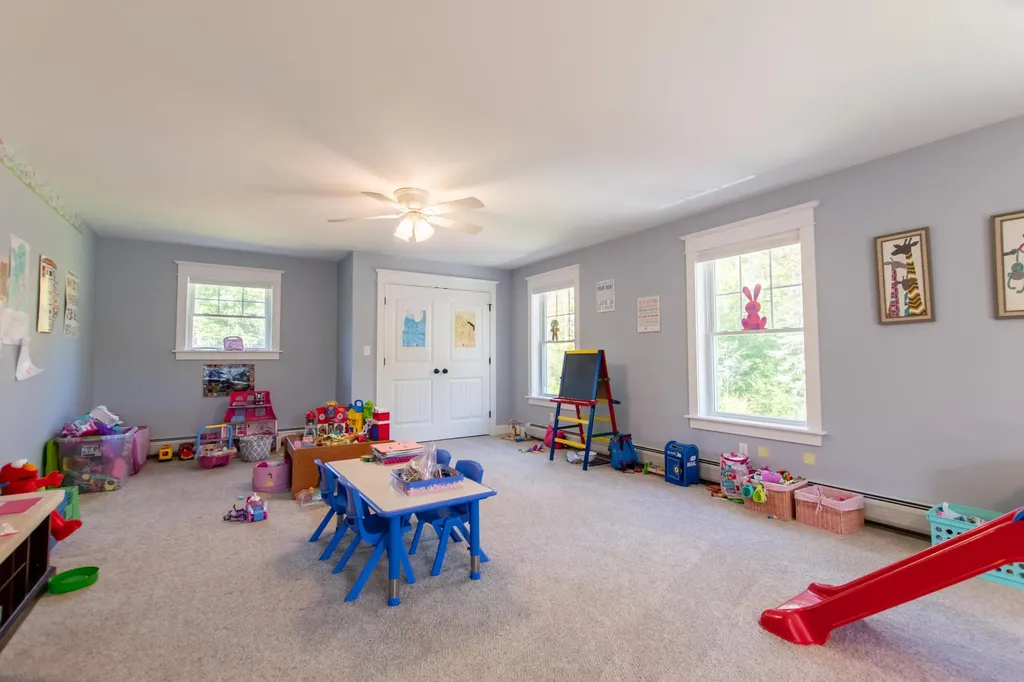 68 Rawley Drive Hampden ME 04444