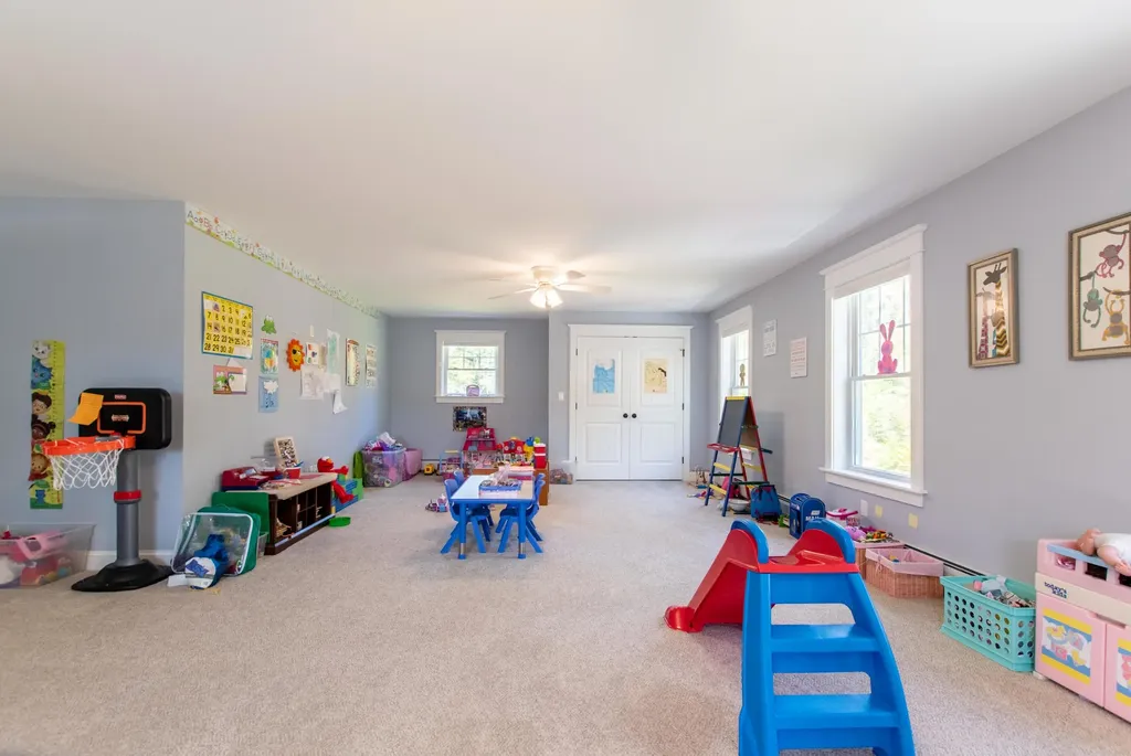 68 Rawley Drive Hampden ME 04444
