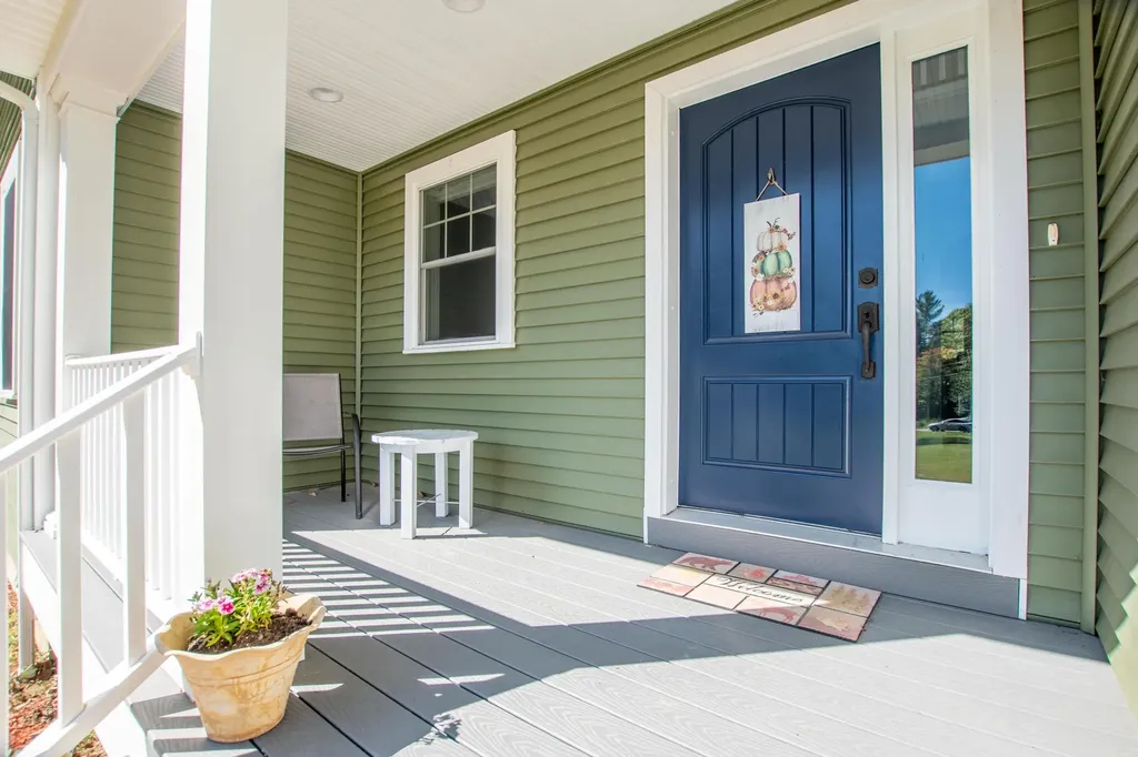 68 Rawley Drive Hampden ME 04444
