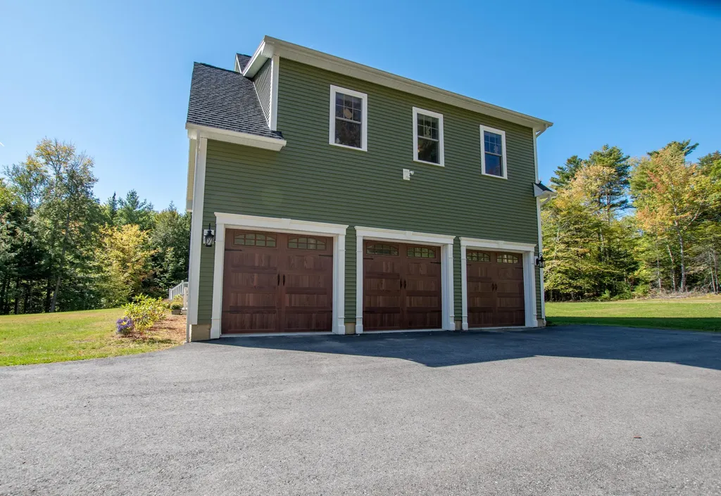 68 Rawley Drive Hampden ME 04444