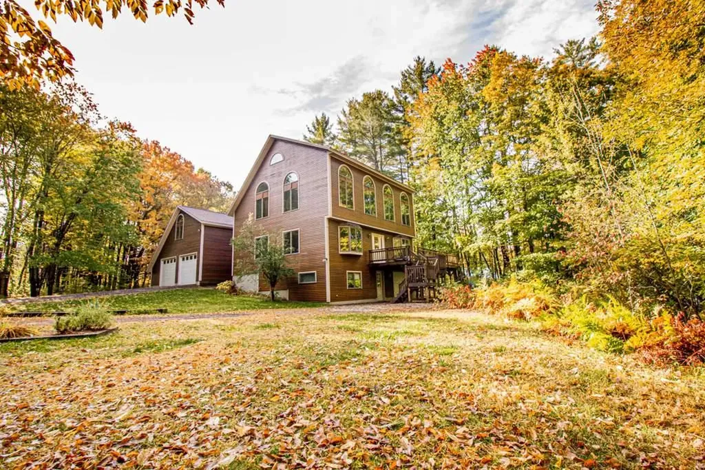 147 Vienna Road New Sharon ME 04955