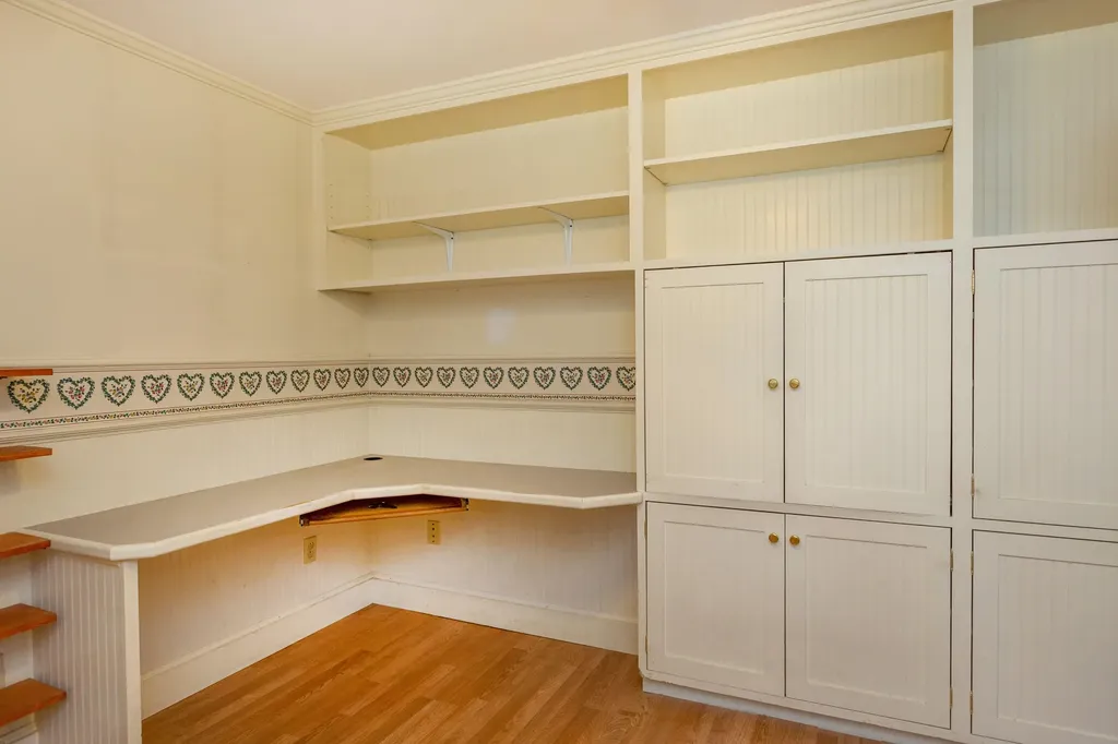 40 Robinson Gardens Lewiston ME 04240