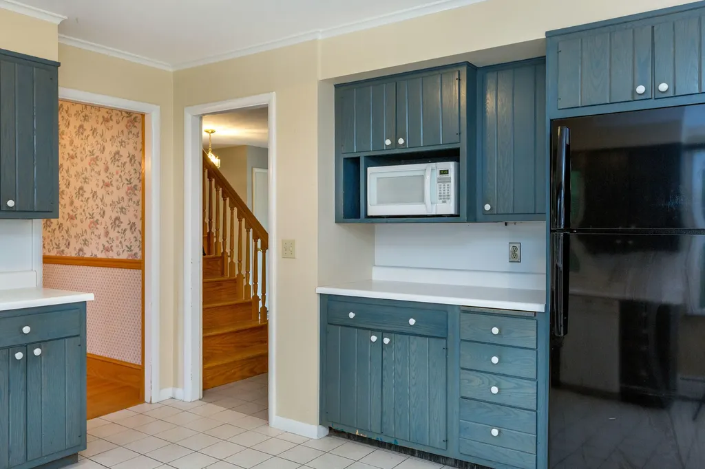 40 Robinson Gardens Lewiston ME 04240