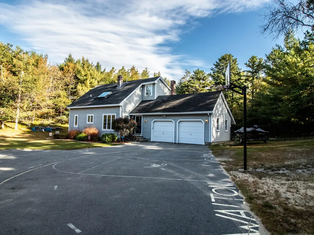 513 Sand Pond Road Limington ME 04049