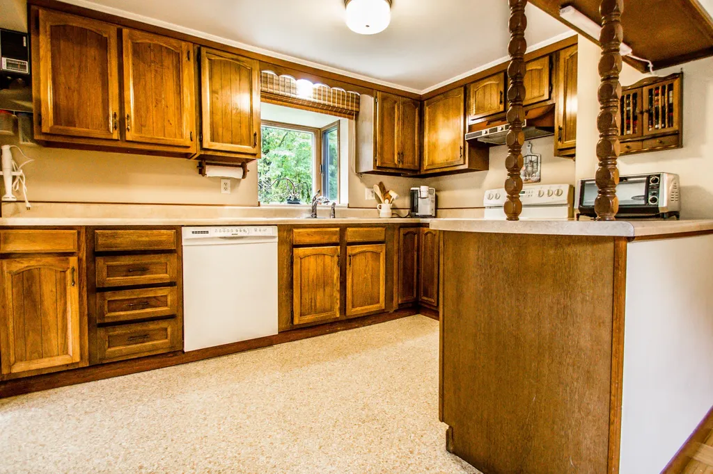 32 Blaine Road Hallowell ME 04347