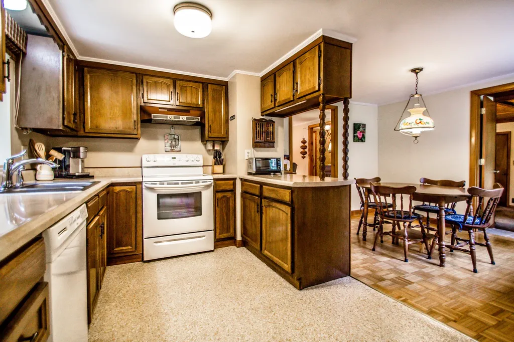 32 Blaine Road Hallowell ME 04347