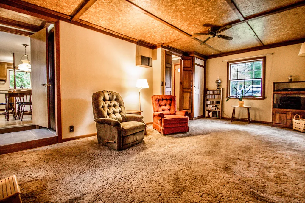 32 Blaine Road Hallowell ME 04347