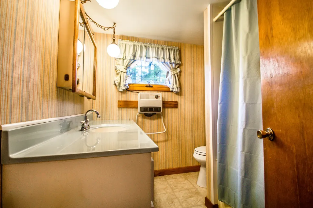 32 Blaine Road Hallowell ME 04347