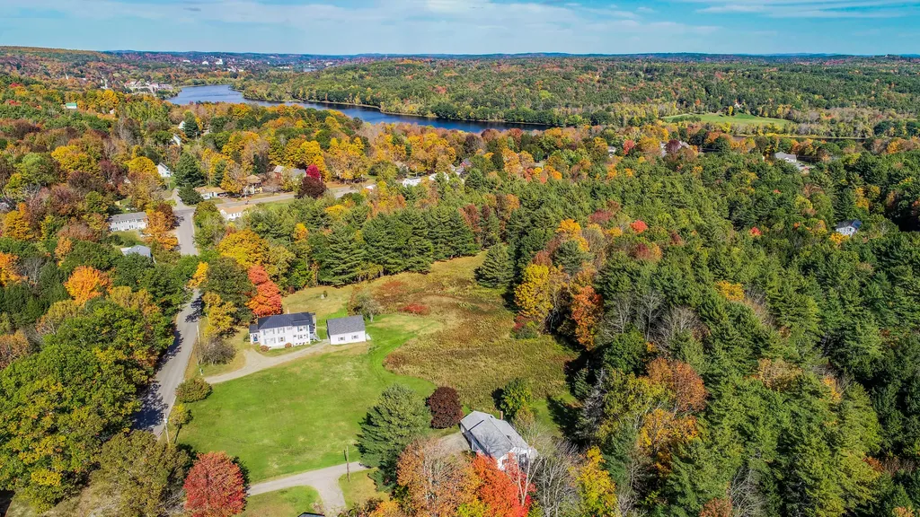 32 Blaine Road Hallowell ME 04347