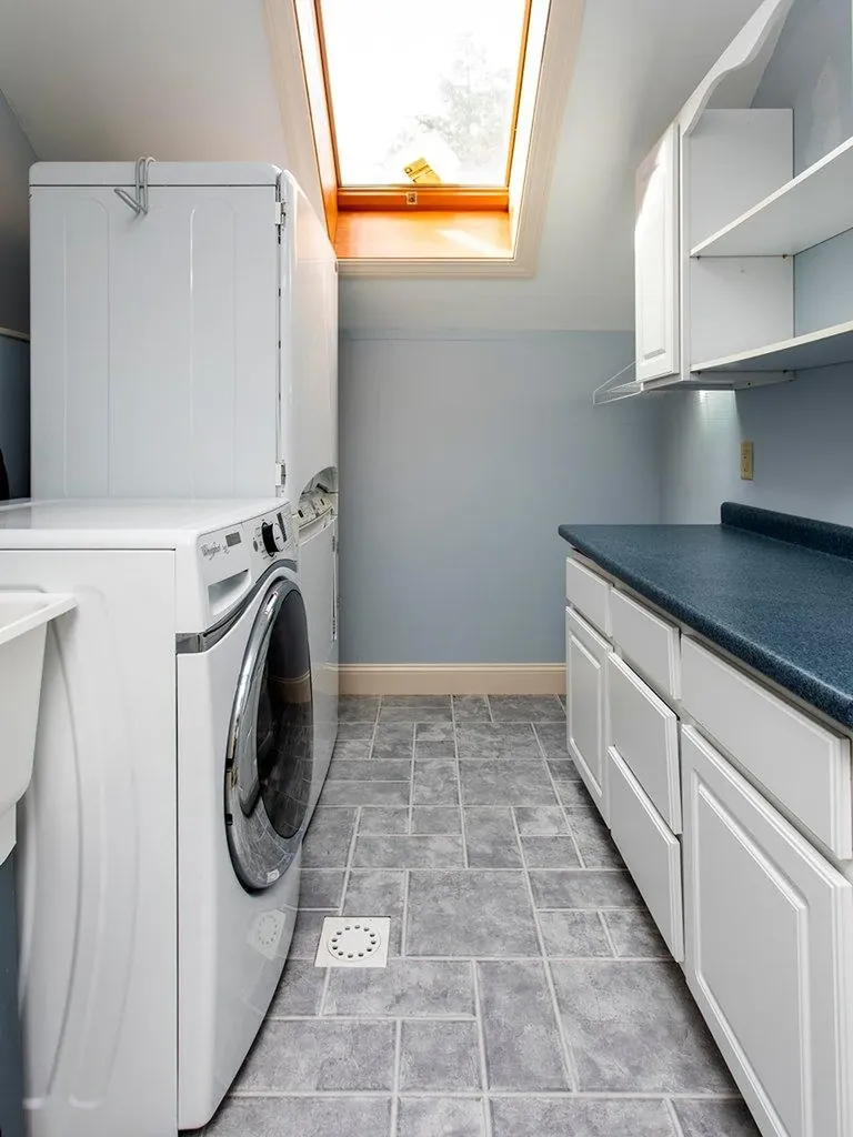 24 Wedgewood Drive Oakland ME 04963