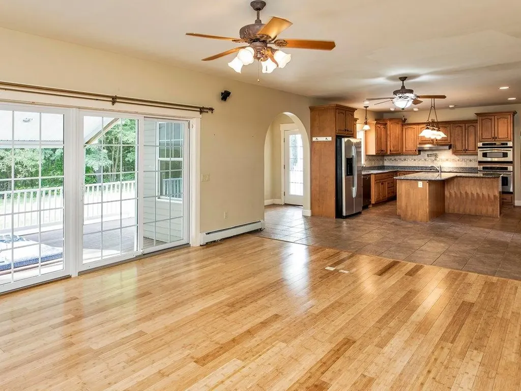 24 Wedgewood Drive Oakland ME 04963