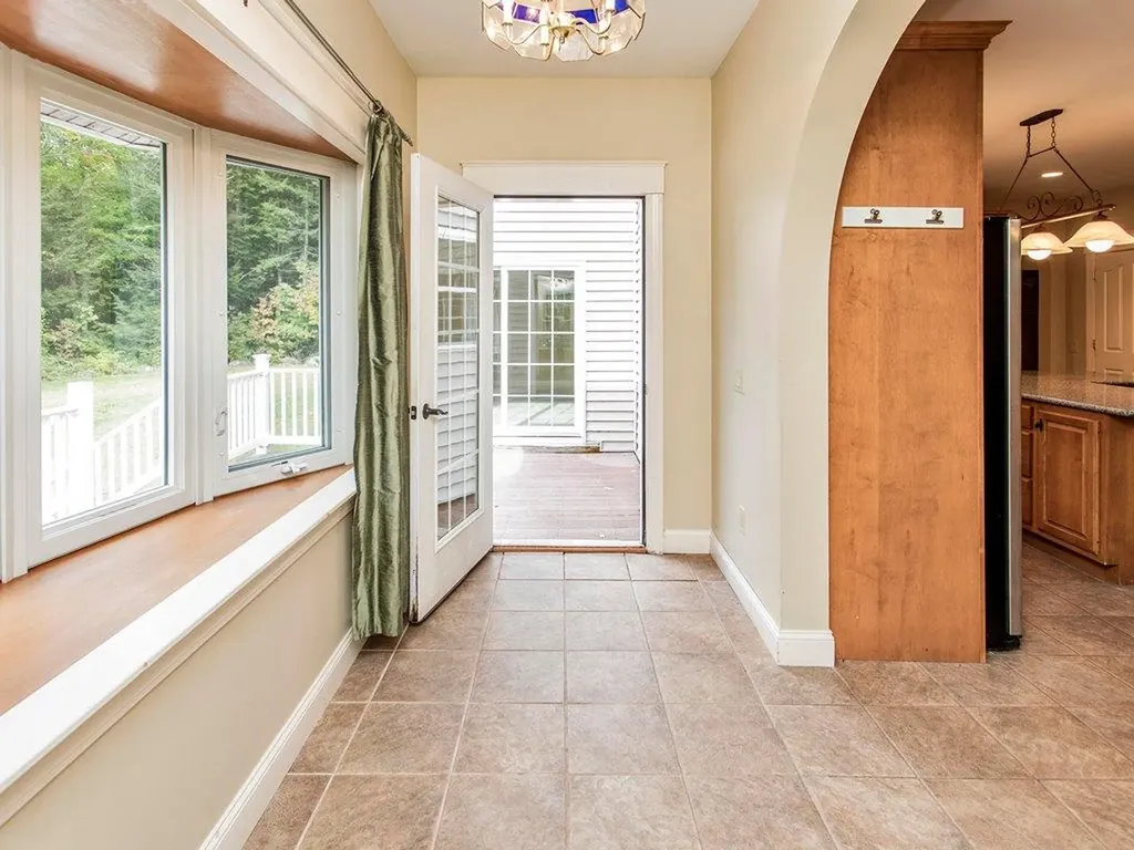 24 Wedgewood Drive Oakland ME 04963