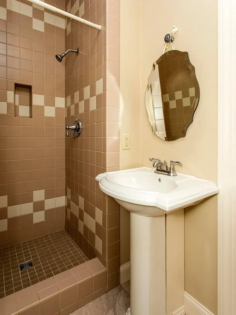 24 Wedgewood Drive Oakland ME 04963