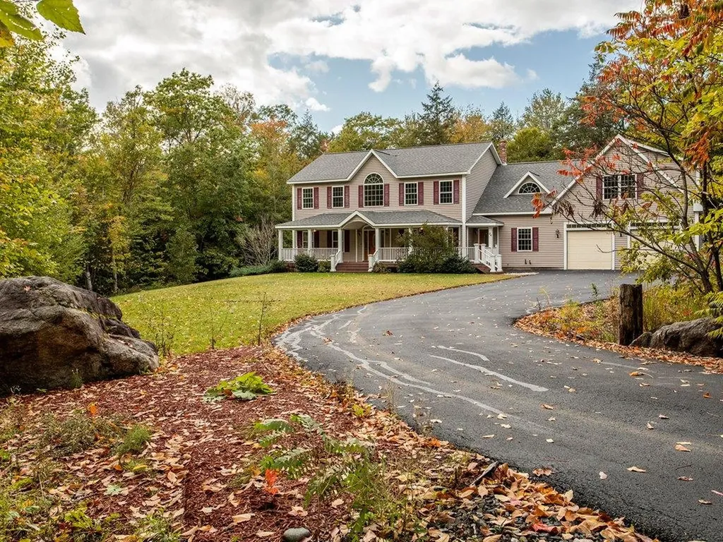 24 Wedgewood Drive Oakland ME 04963