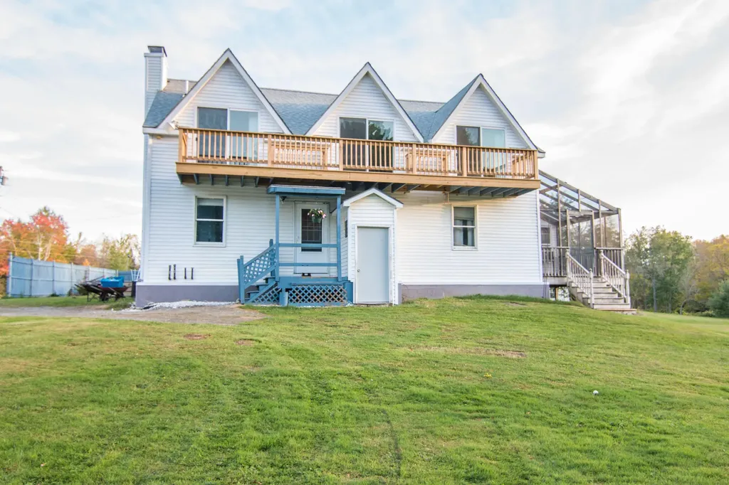 14 Danforth Drive Glenburn ME 04401