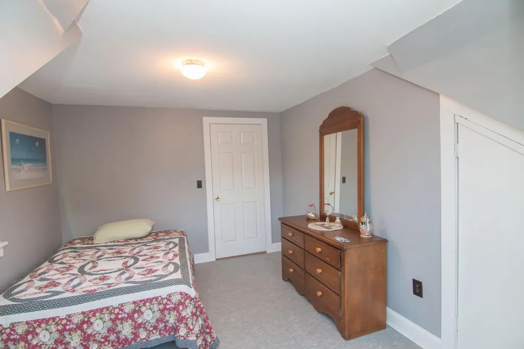 14 Danforth Drive Glenburn ME 04401