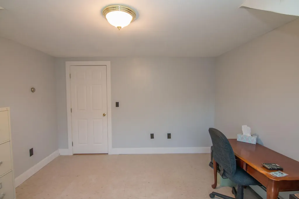 14 Danforth Drive Glenburn ME 04401