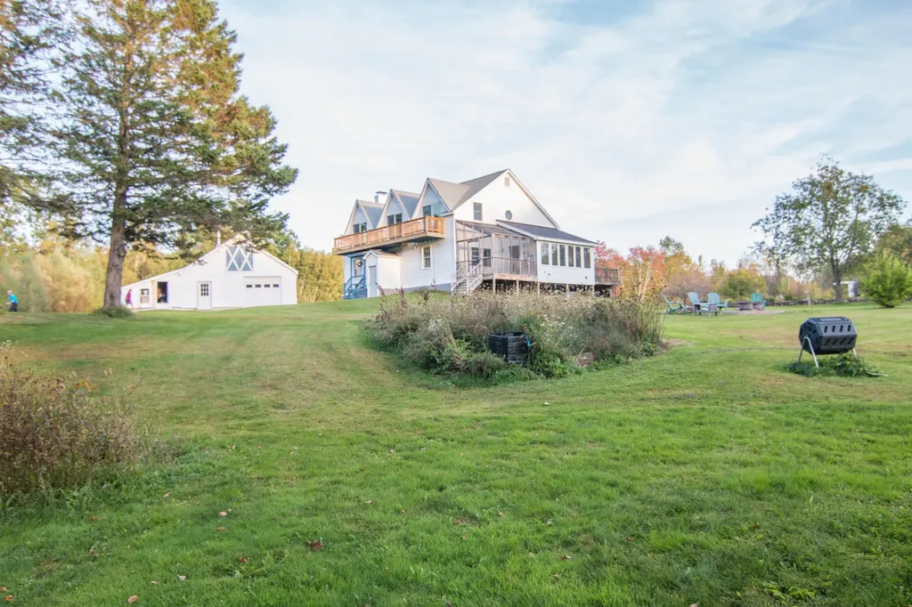14 Danforth Drive Glenburn ME 04401
