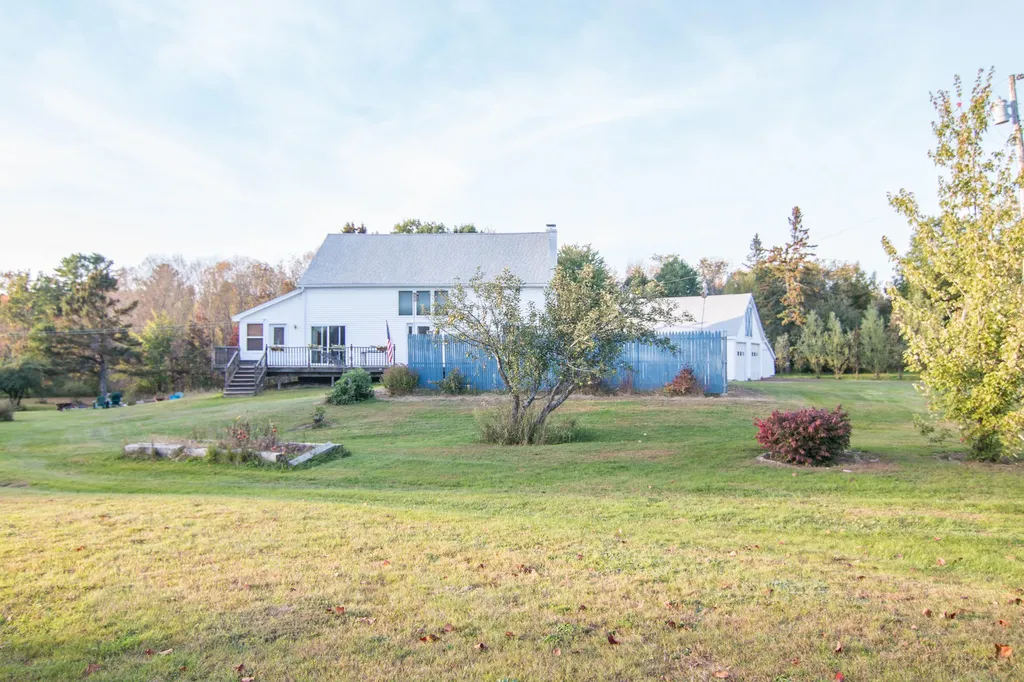 14 Danforth Drive Glenburn ME 04401