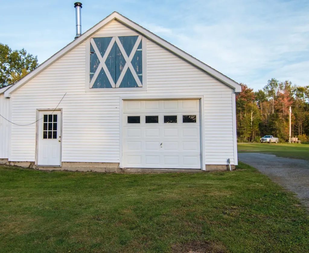 14 Danforth Drive Glenburn ME 04401