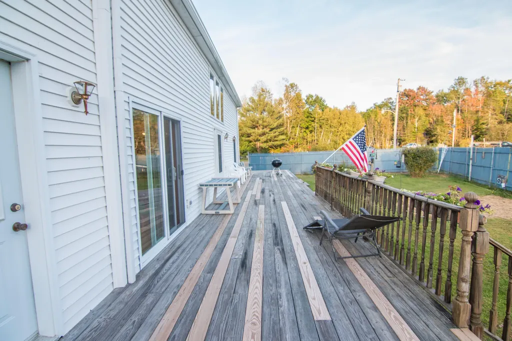 14 Danforth Drive Glenburn ME 04401