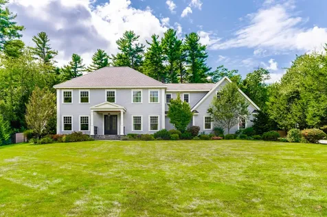 14 Mary Lane Cumberland ME 04110