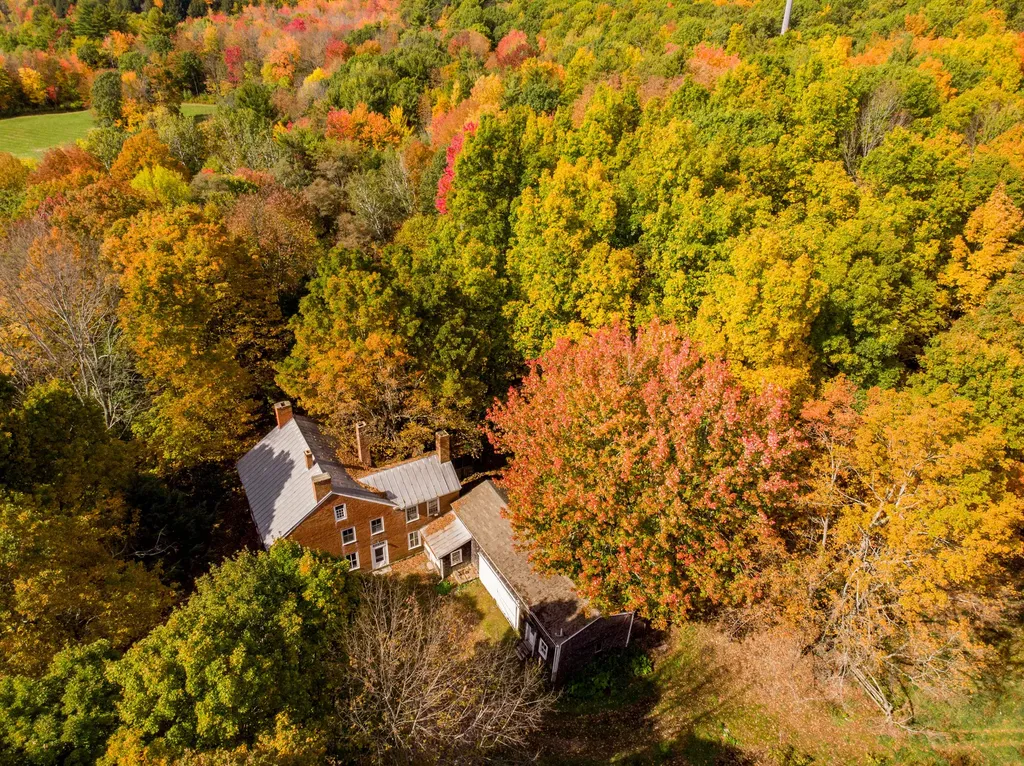 352 Bog Road Vassalboro ME 04989